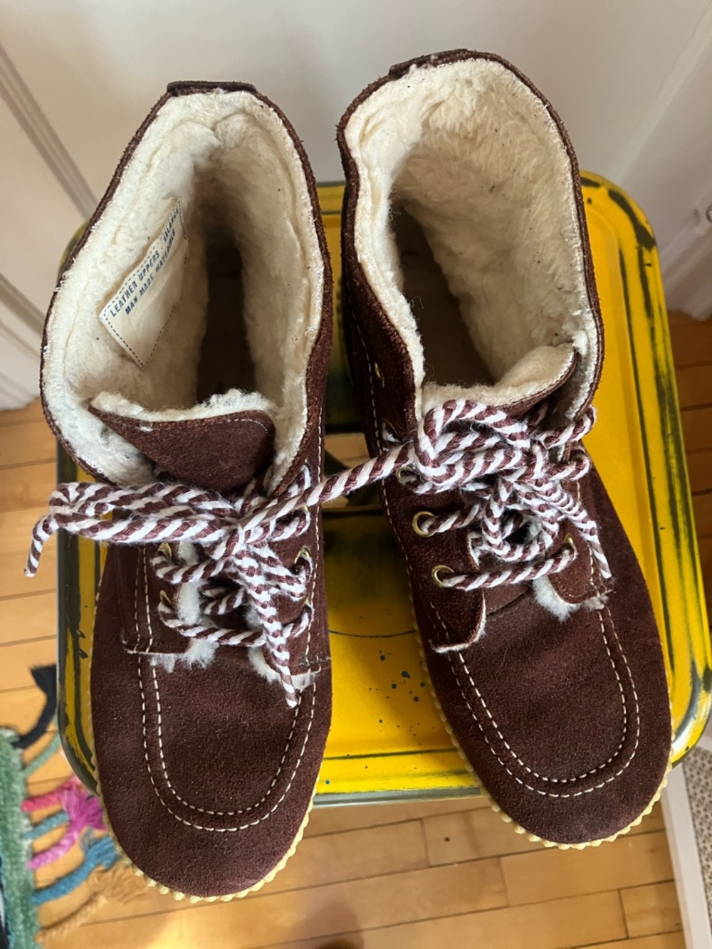 Vintage Brown Suede Lace-Up wedge Boots - Sherpa Lined - Picture 2 of 6